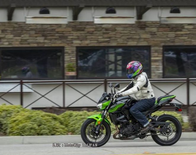 試駕川崎Ninja400的兄弟運動街車Z400，等嗎？ 汽車 第10張