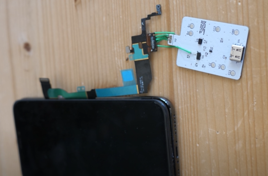 苹果掏不出来的C口iPhone，竟然被一个学生造出来了（组图） - 35