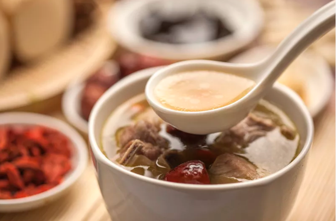 肾气不足这碗汤补肾强筋又健骨