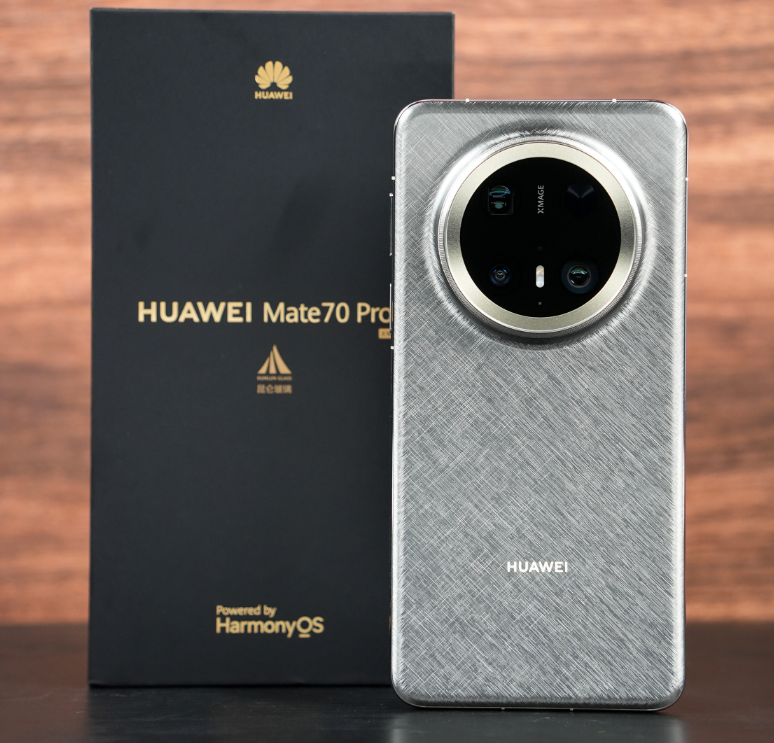 2026 买旗舰别当冤种！这 3 台降价 3000+，捡漏用到 2032 年