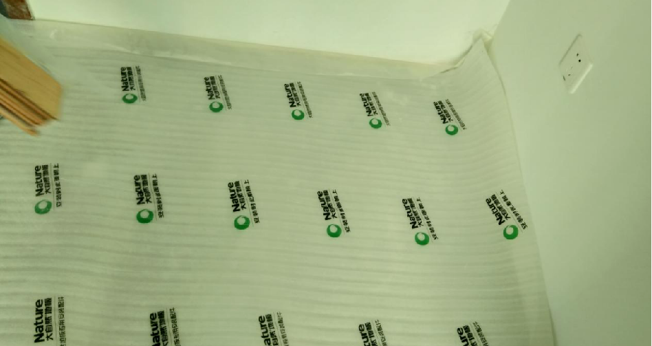 歐朗地板水晶簾香椿木hg822_8mm地板能用嗎_8mm木地板