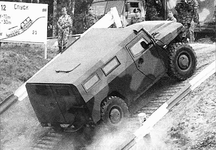 俄式悍马：俄罗斯虎式装甲车家族