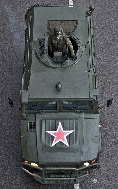 俄式悍马：俄罗斯虎式装甲车家族的图7