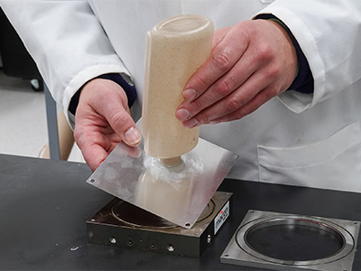 MOCON與愛荷華州立大學(xué)合作推進(jìn)可持續(xù)包裝技術(shù)