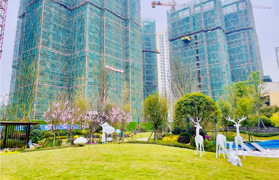 以真实景,鉴真实力丨鸿山·天宸实景园林现已盛大绽放-新房资讯-自贡