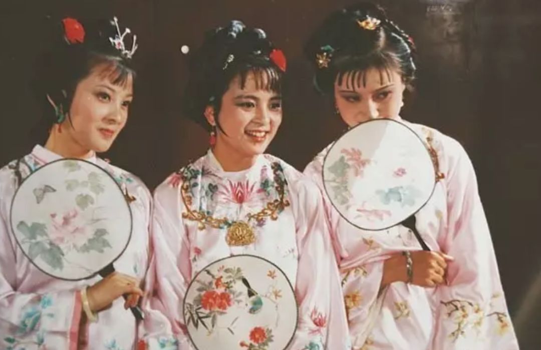 朋友圈超火愛情故事：”31年後，我還是忘不了她”(組圖)