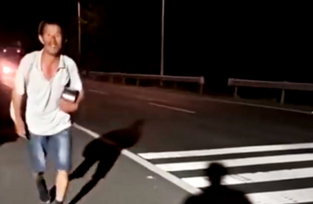 ���ܻ����Ѳ���2.5���й�����