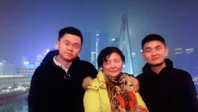 亲子鉴定医院停电，女子养大别人儿子，23年后陌生人：我才是亲子