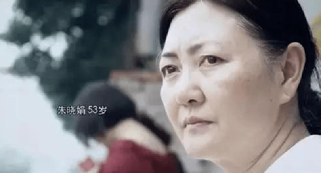 亲子鉴定医院停电，女子养大别人儿子，23年后陌生人：我才是亲子