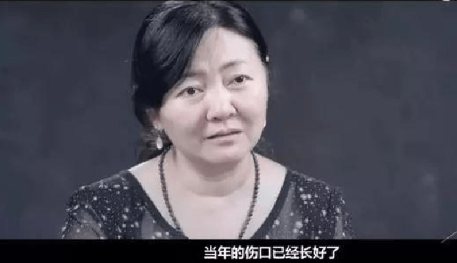 亲子鉴定医院停电，女子养大别人儿子，23年后陌生人：我才是亲子