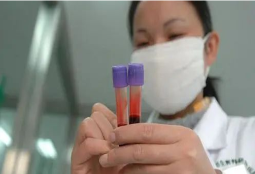 静脉抽血胎儿亲子鉴定准确率多少？看着里！