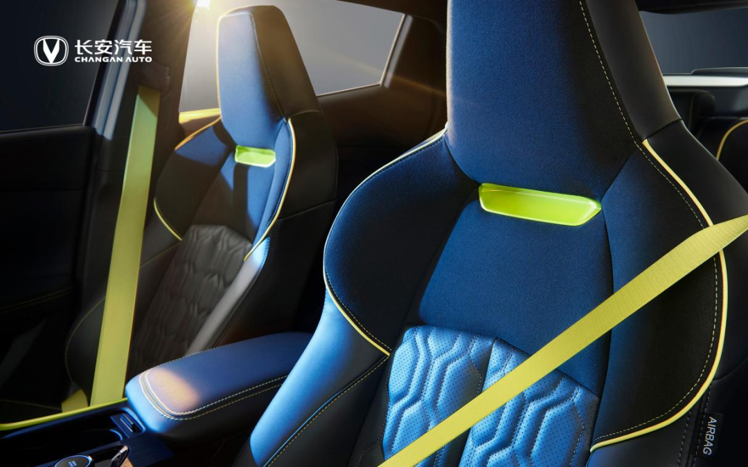 长安“再造”UNI-T的图8