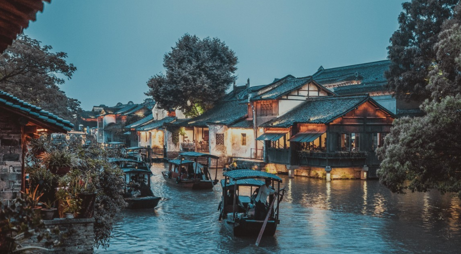 别去三亚挤了！清明拼假6天，我私藏的宝藏小城好吃到飞起，美到失语！