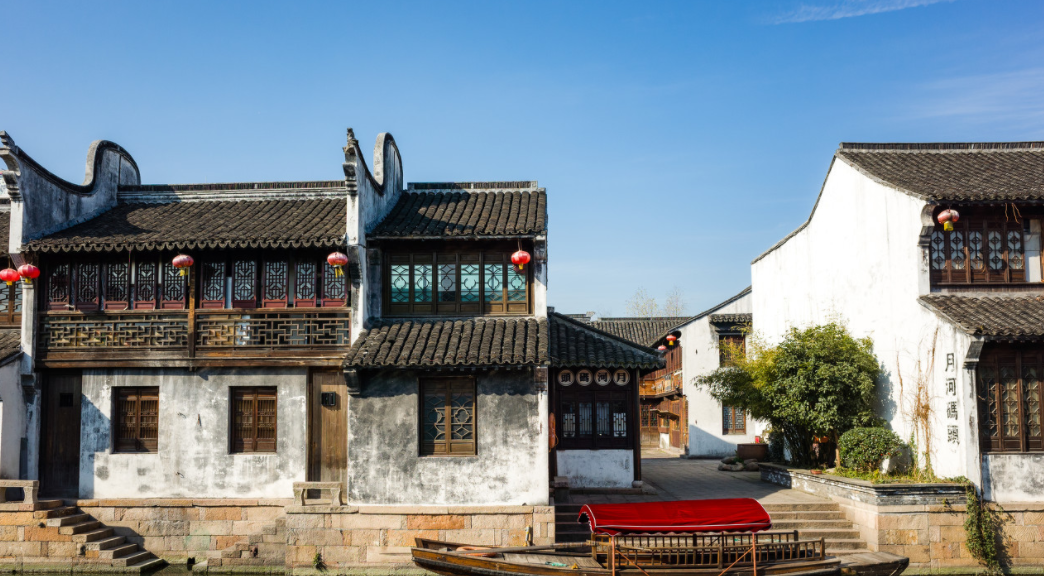 别去三亚挤了！清明拼假6天，我私藏的宝藏小城好吃到飞起，美到失语！