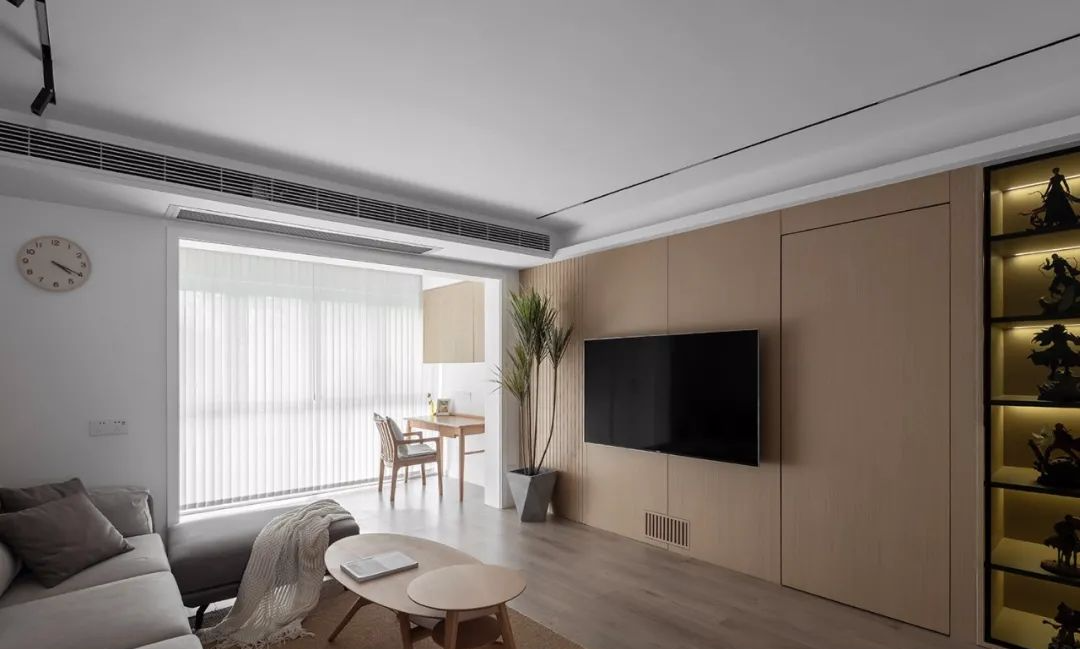 119平简约原木色系三室两卫，处处打动现在的年轻人。