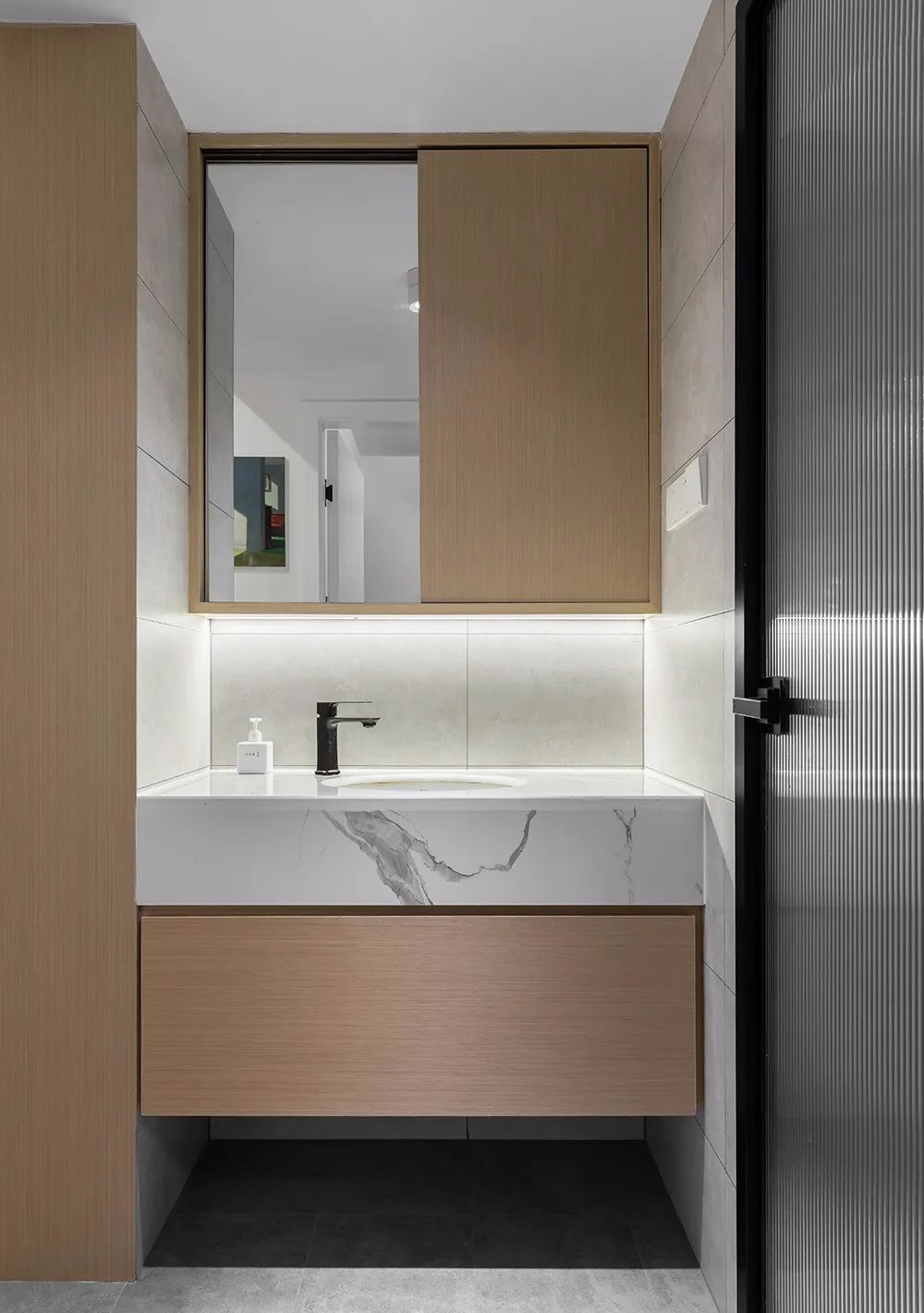 119平简约原木色系三室两卫，处处打动现在的年轻人。