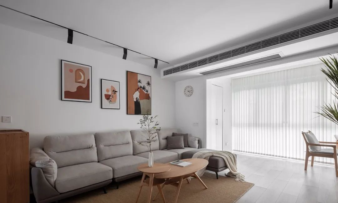 119平简约原木色系三室两卫，处处打动现在的年轻人。