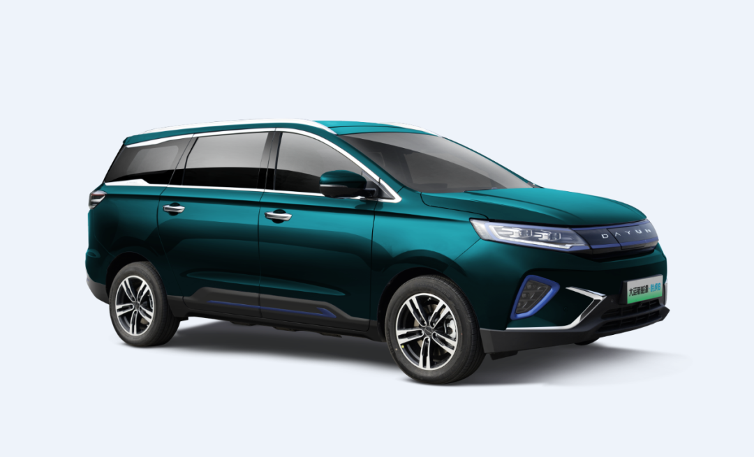 另一款车型为大运远志m1,该车定位纯电动中型mpv,厂商指导价或为20.