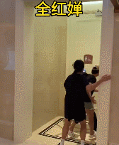 “她被吓哭了！”全红婵在澳门被粉丝围堵进厕所！