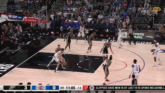 新科状元文班亚马_布朗尼硬抗文班亚马，防守态度决定一切，他的表现值得肯定#篮球_文班亚马NBA表现