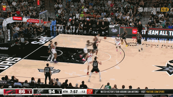 新科状元文班亚马_文班亚马NBA表现_布朗尼硬抗文班亚马，防守态度决定一切，他的表现值得肯定#篮球