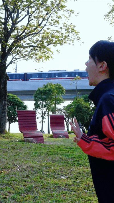 吃地铁[00_00_00--00_00_04].gif