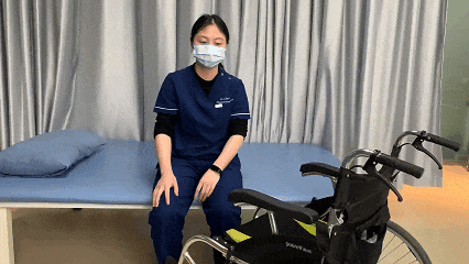 医用病床怎么移动图解真人演示 ｜ 偏瘫患者必备小技巧，如何自己完成床椅转移？详细动作演示！_https://www.jmylbn.com_新闻资讯_第9张
