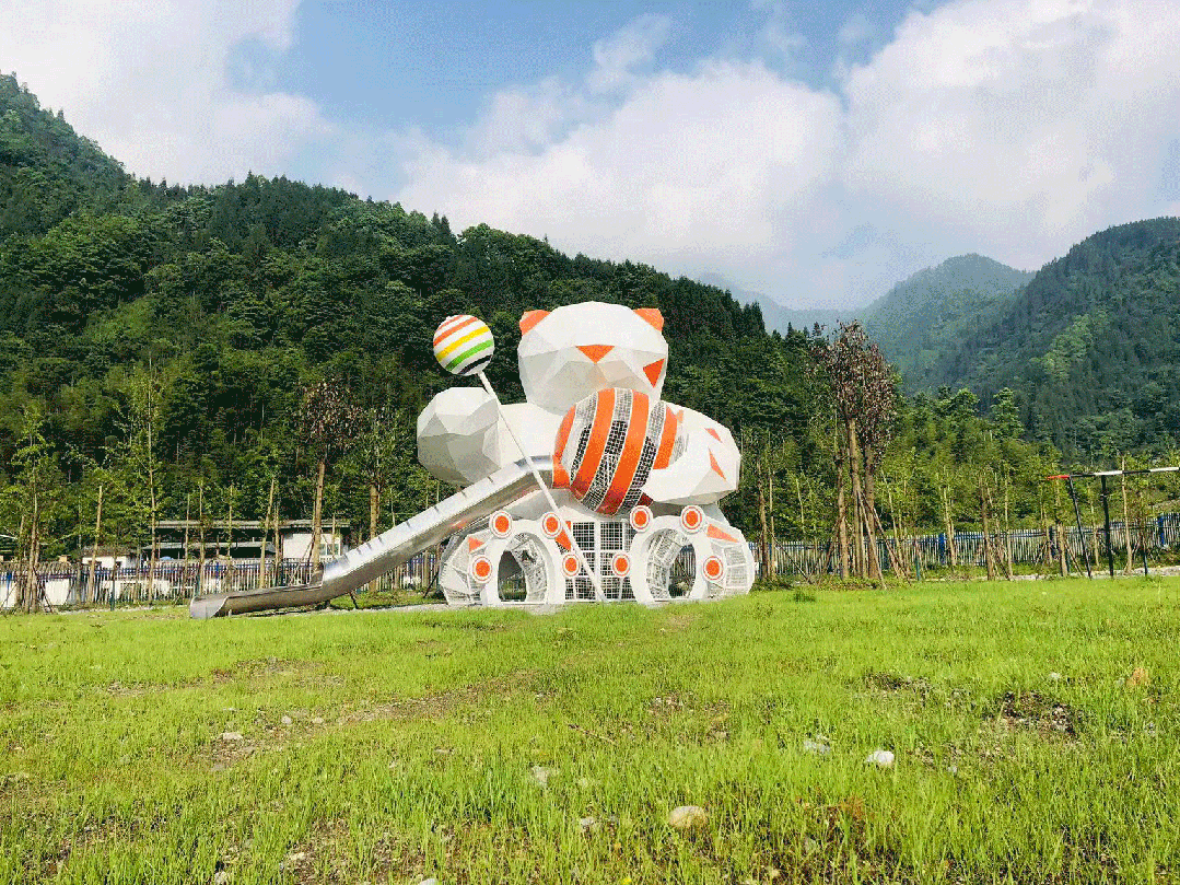 清平镇 | 熊出没游乐园九龙镇 | 九龙滑草场孝德镇 | 花样年画·时光