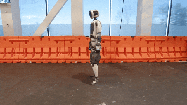 波士顿动力真「翻」不过宇树、众擎！一觉醒来，全世界的机器人都在侧空翻