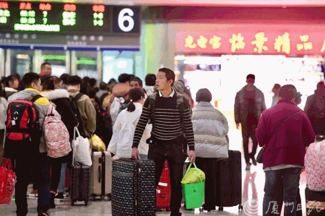 朴实的话语畅想了自己的2020年 (视频来源:新华网) 为让大家温暖回家