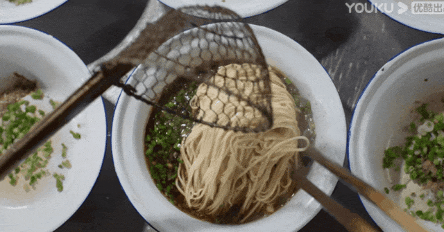 高铁3h直达，小吃10元管饱！不愧是文学届美食家笔下的宝藏县城！