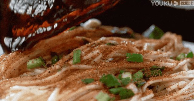 高铁3h直达，小吃10元管饱！不愧是文学届美食家笔下的宝藏县城！