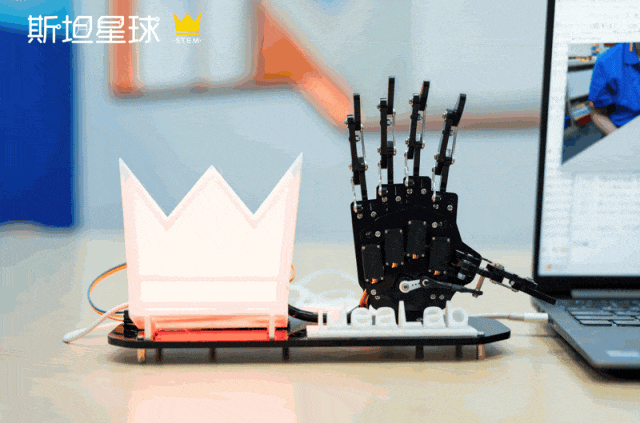 斯坦星球多元整合STEM&AI课程体系，如何赋予孩子未来竞争力？