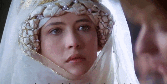 中国人爱的法国女神:她15岁遇到爱她的男人,却被生活撕扯到出轨