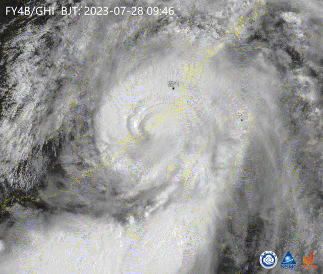 三天下了两年的雨，今年台风有多离谱