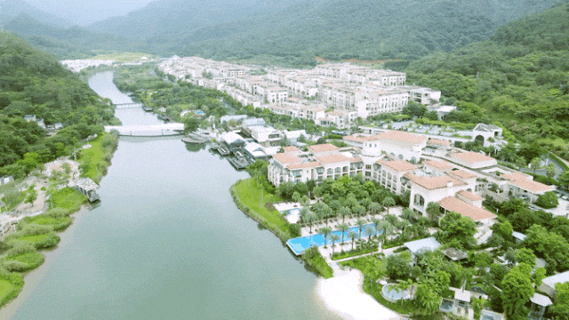 河源春沐源度假区大师班底温泉亲子乐园 899元起2小时直达暑期