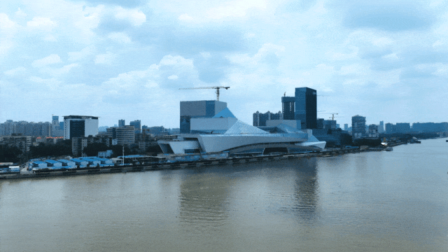 花地湾板块，保利和颂开盘总价300万起！