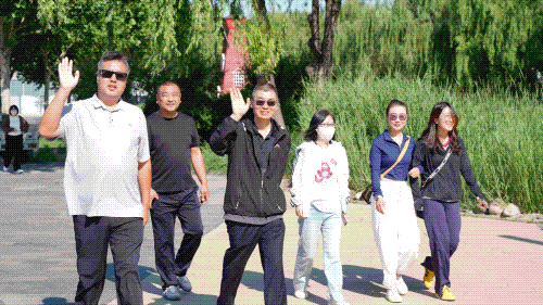 市店照片.gif
