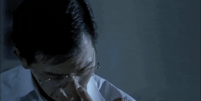 2008港片《第一诫》袁富华饰演连环杀手陈福来另外,阮经天这个演员