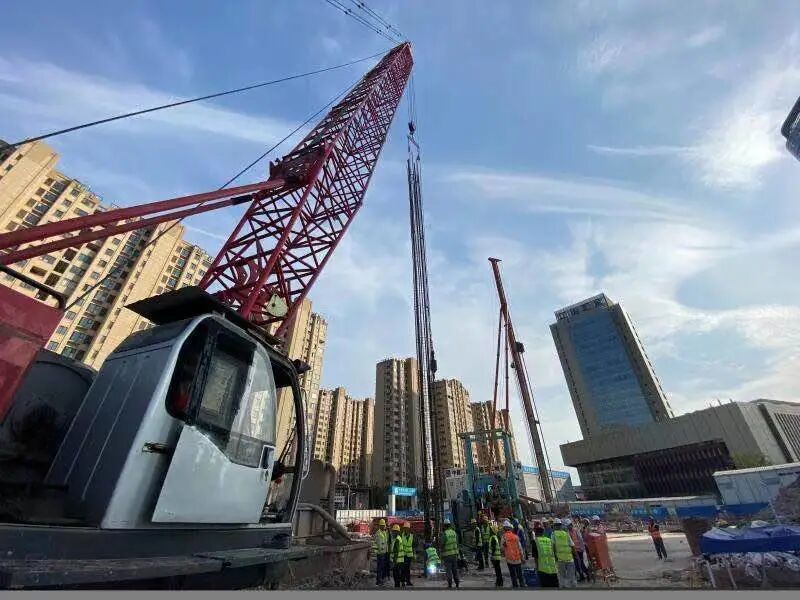 直径1米插进地下142米！罕见超长桩基施工实录的图5