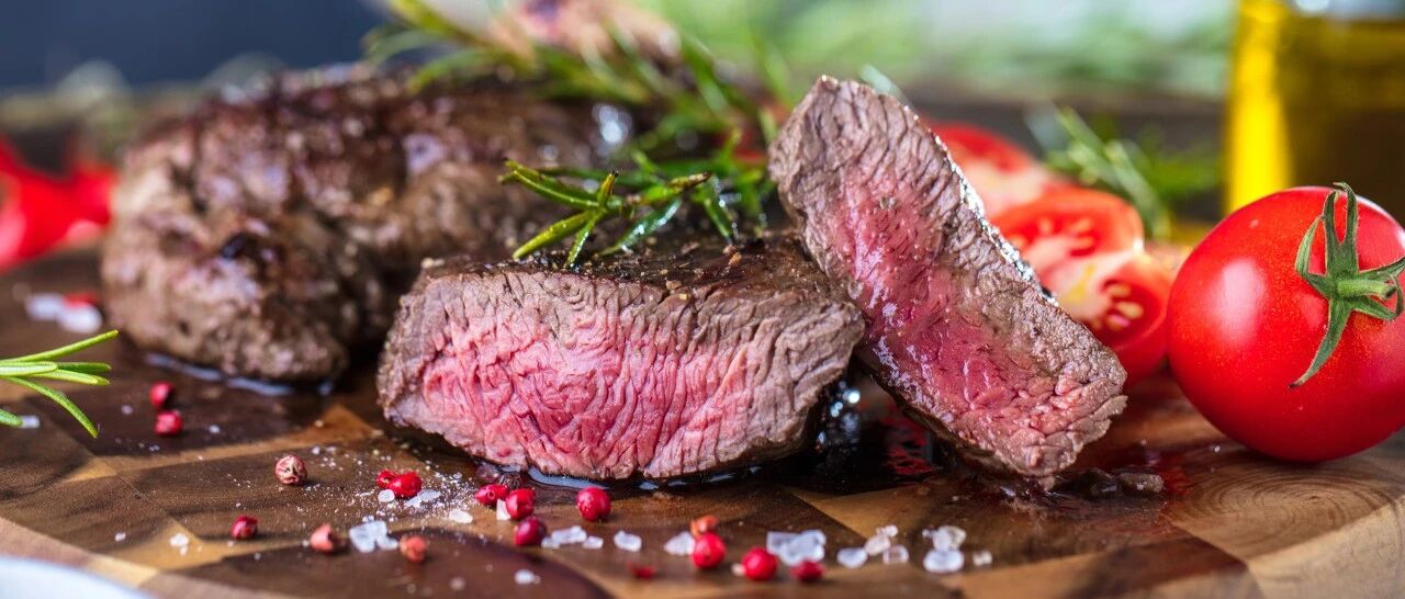 最新研究：多吃肉的老人可能更长寿！但不注意这4点，会适得其反