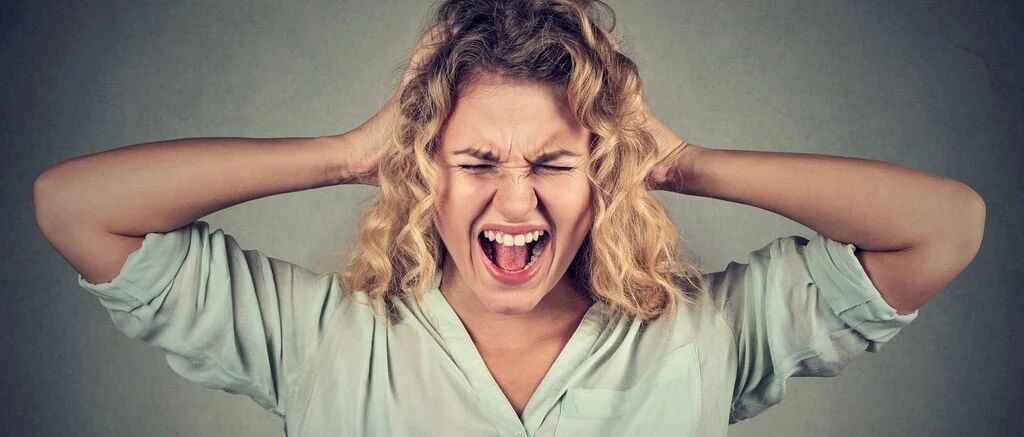 为什么女生一来大姨妈，就变得很暴躁？今天终于知道了，男生必看！