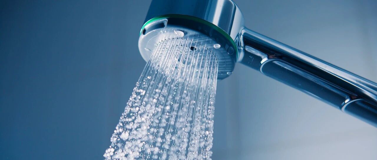 冬天多久洗一次澡最好？早上洗还是晚上洗？原来这些年都错了…