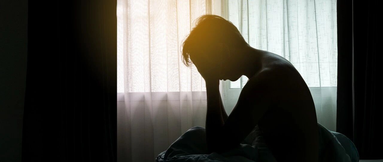 男子体内发现巨大肿瘤！此病早期无明显症状！这些人群尤其要当心…