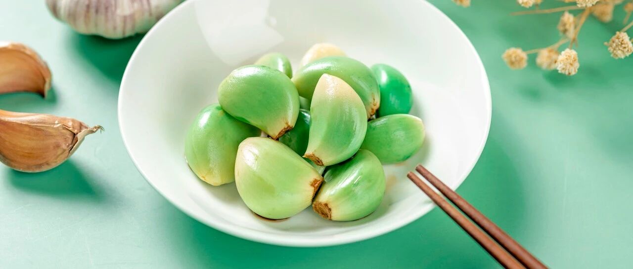 腊八蒜，是怎么"被绿"的？别吃瓜了，先吃蒜吧…