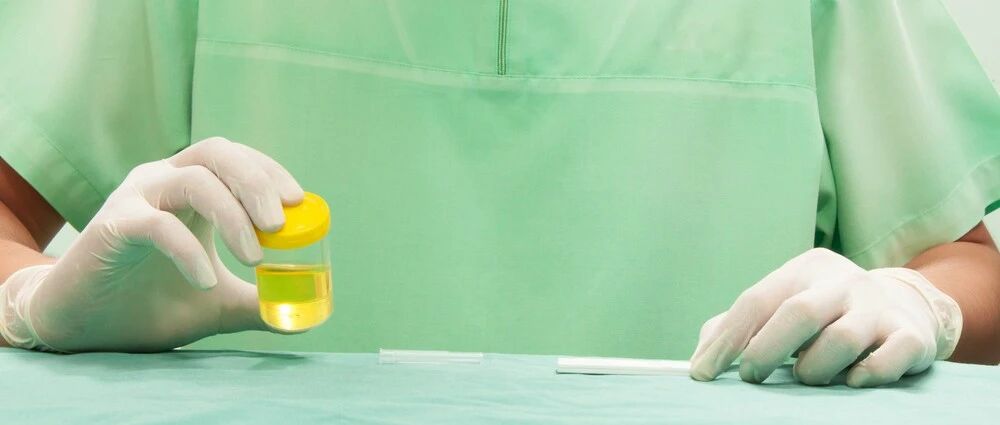 26岁程序员尿液竟引来一群蚂蚁！当身体发出这几个信号，你就要小心了