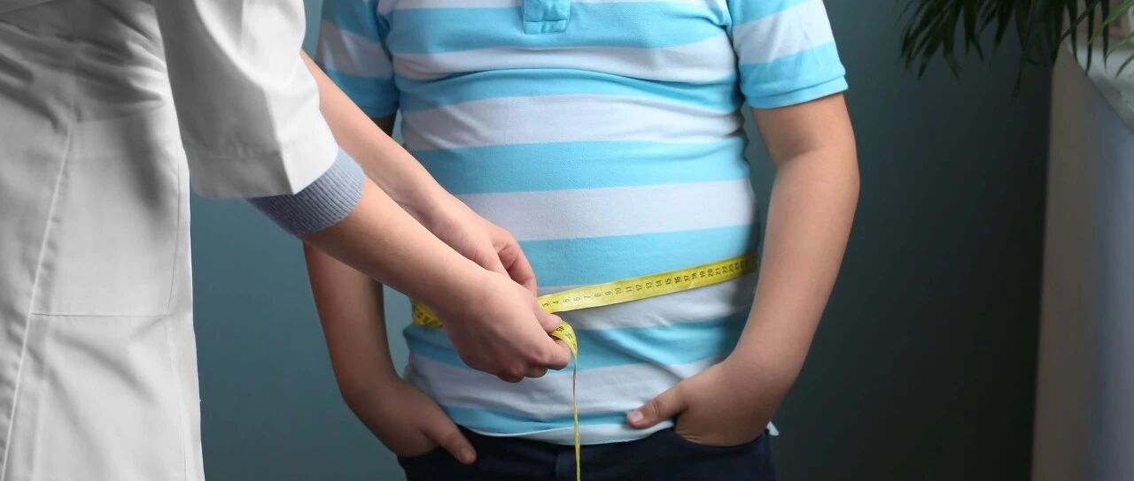 小时候胖点有福气？长大后就瘦了？没想到儿童肥胖的影响会延续到…