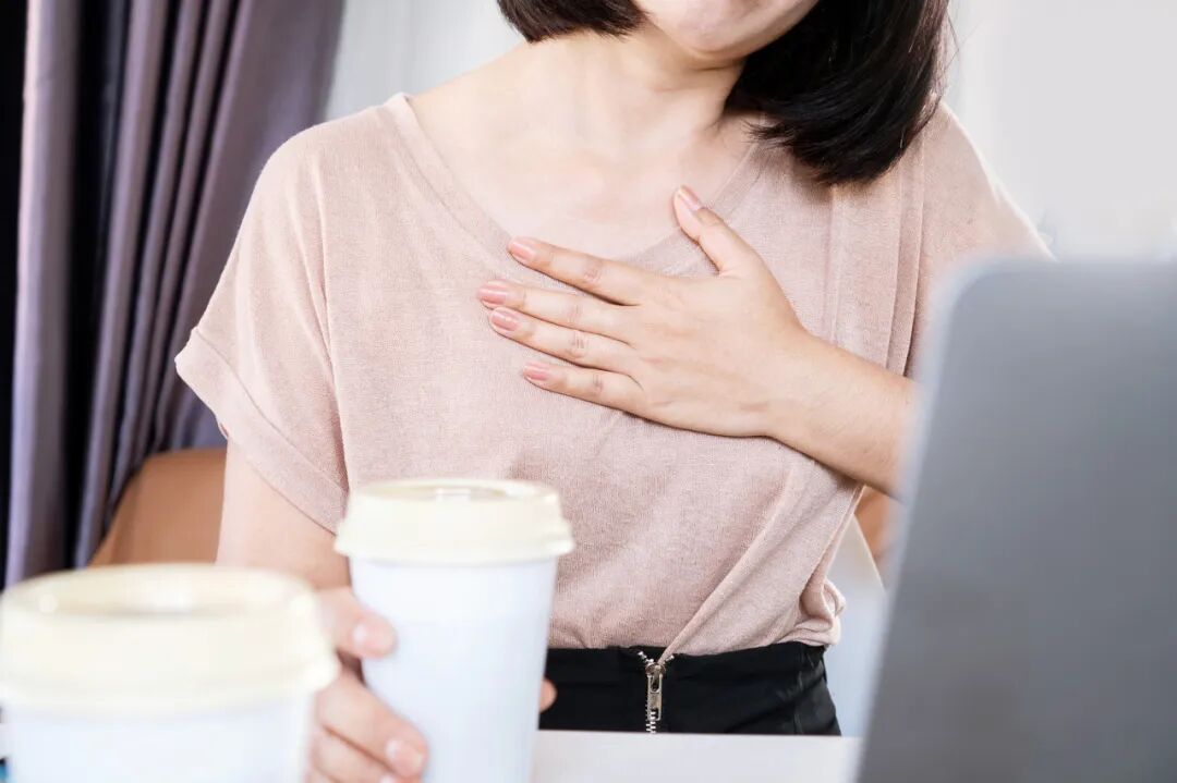 建议这8类人少喝咖啡