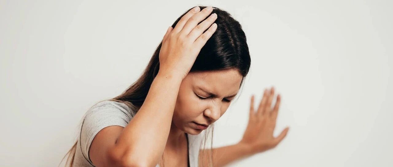 为什么蹲久了站起来会眼前一黑？是贫血吗？答案没你想的那么简单