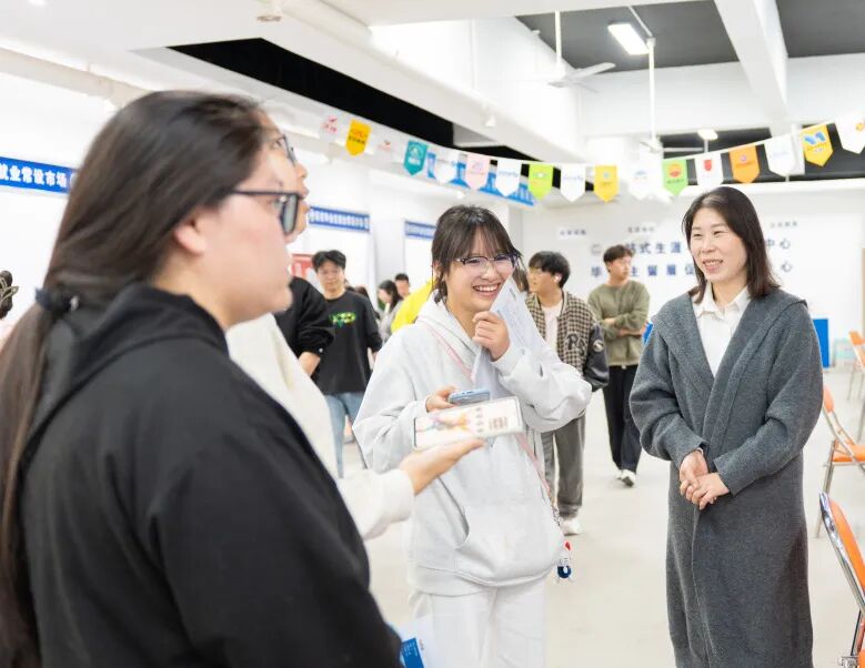 精准对接！我校医药类专场双选会成功举办！(图5)